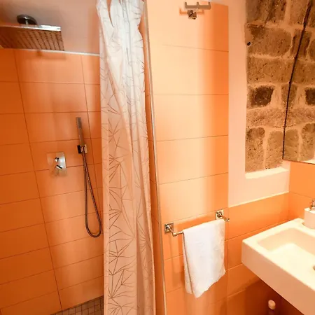 Little Italy Ex Chiesa S Donato 페루자