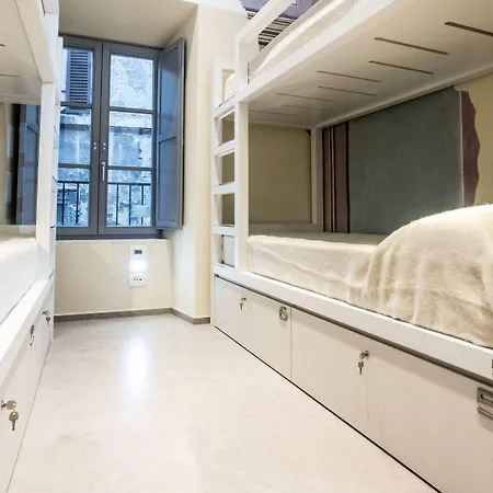 호스텔 Little Italy Ex Chiesa S Donato *