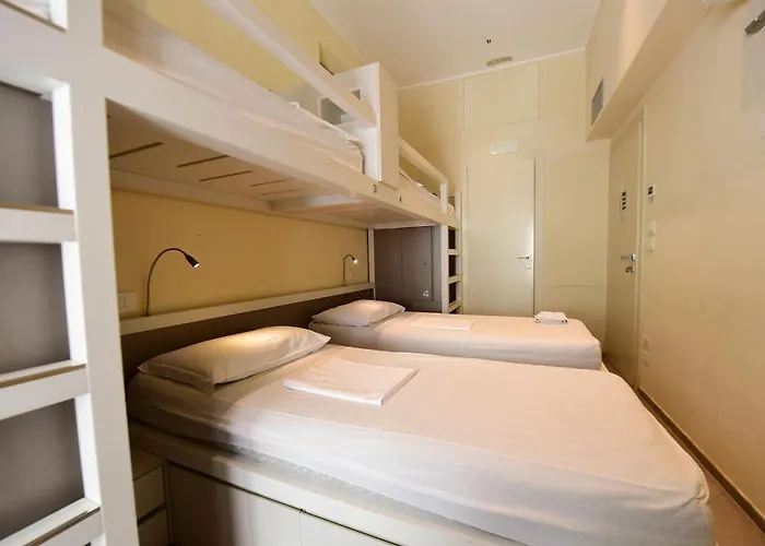 Little Italy Ex Chiesa S Donato Hostal