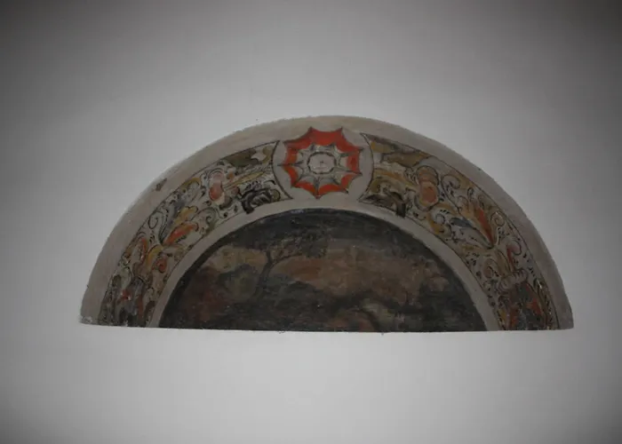 Little Italy Ex Chiesa S Donato Albergue *